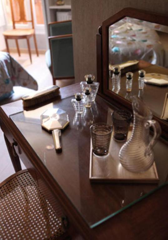 Chambres D'Hotes La Closerie Des Trois Marottes Melun Bilik gambar