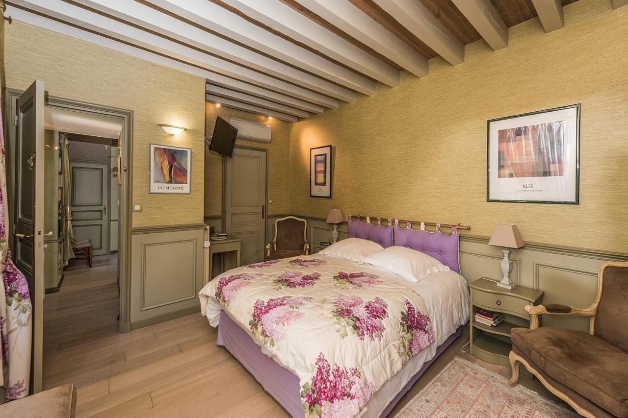 Chambres D'Hotes La Closerie Des Trois Marottes Melun Luaran gambar
